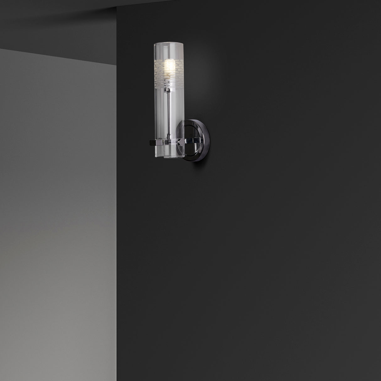 Searchlight Electric Scope Bathroom Wall Light- Chrome Metal & Clear Etched Glass 27981CC