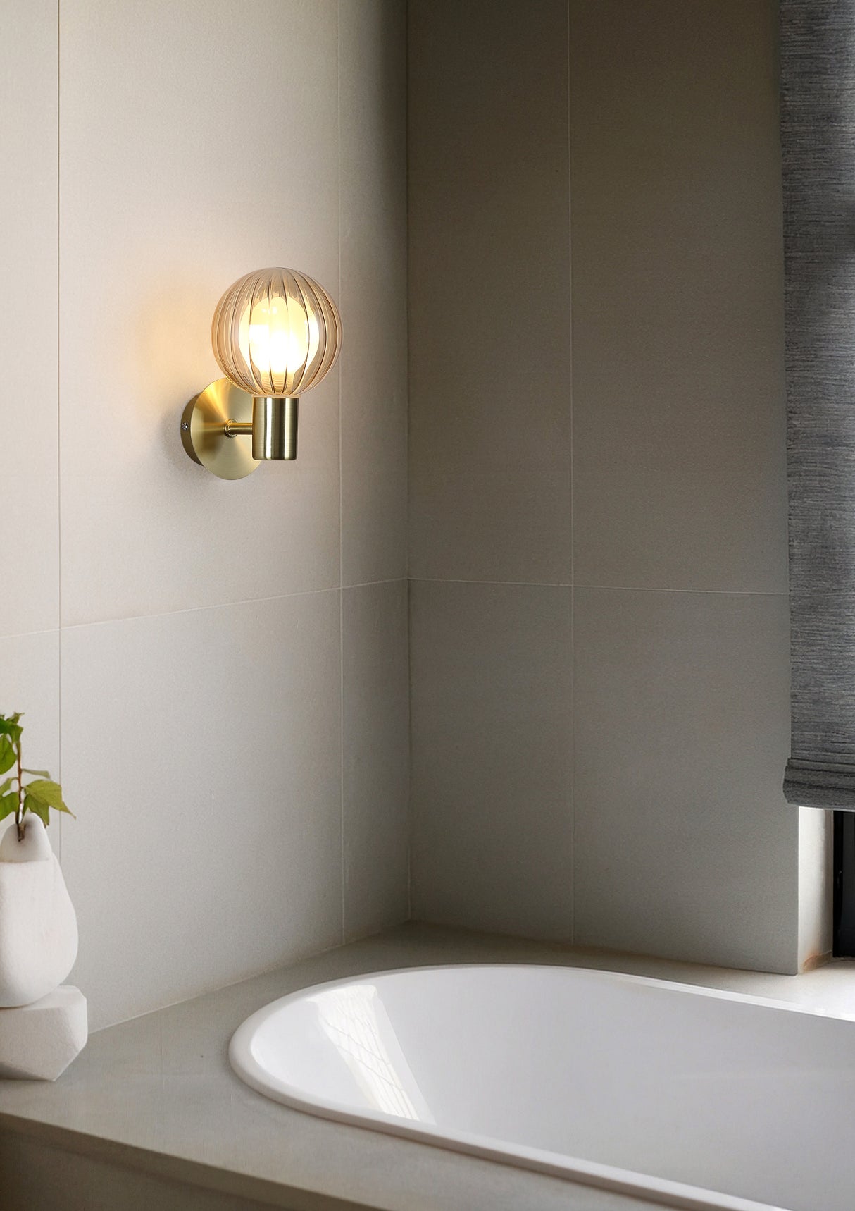 Searchlight Electric Luminsphere 1Lt Wall Light, Brass with Champagne Glass IP44 30506GO