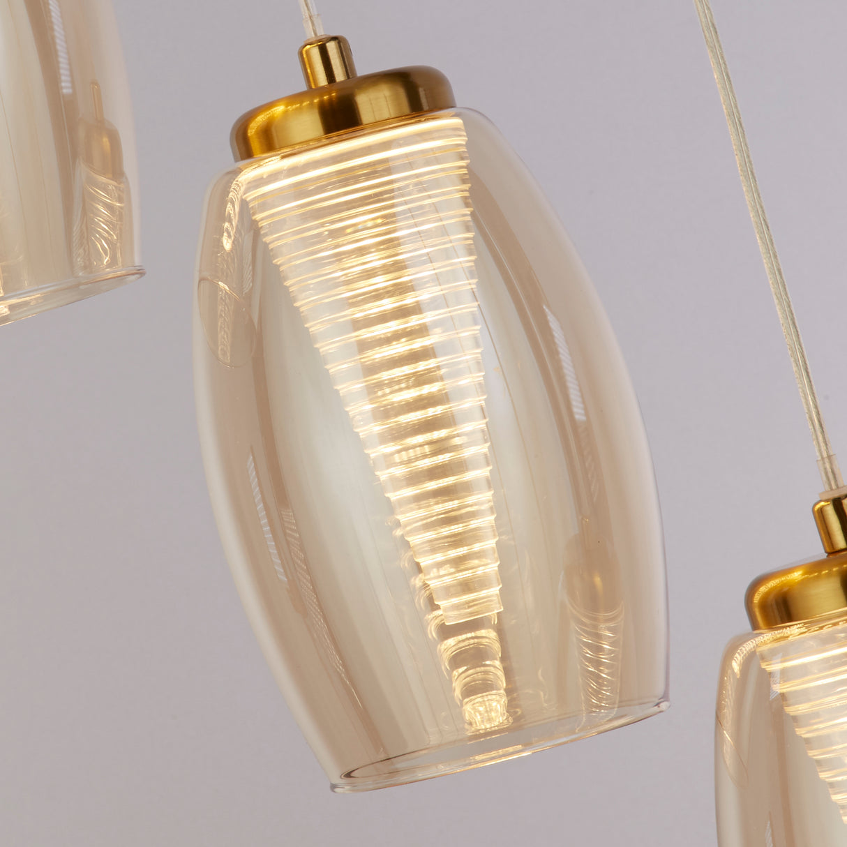Searchlight Electric Cyclone 5Lt Pendant - Bronze Metal & Champagne Glass 97291-5CP