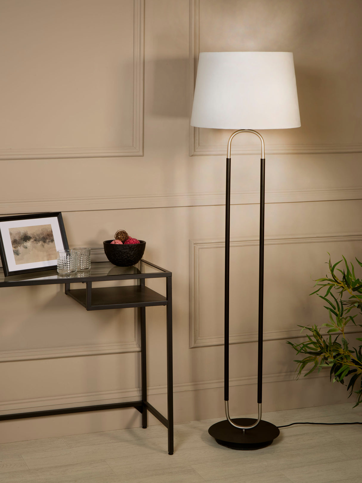 Searchlight Electric Jazz Floor Lamp - Black, Satin Silver Metal & White Velvet 41432SS