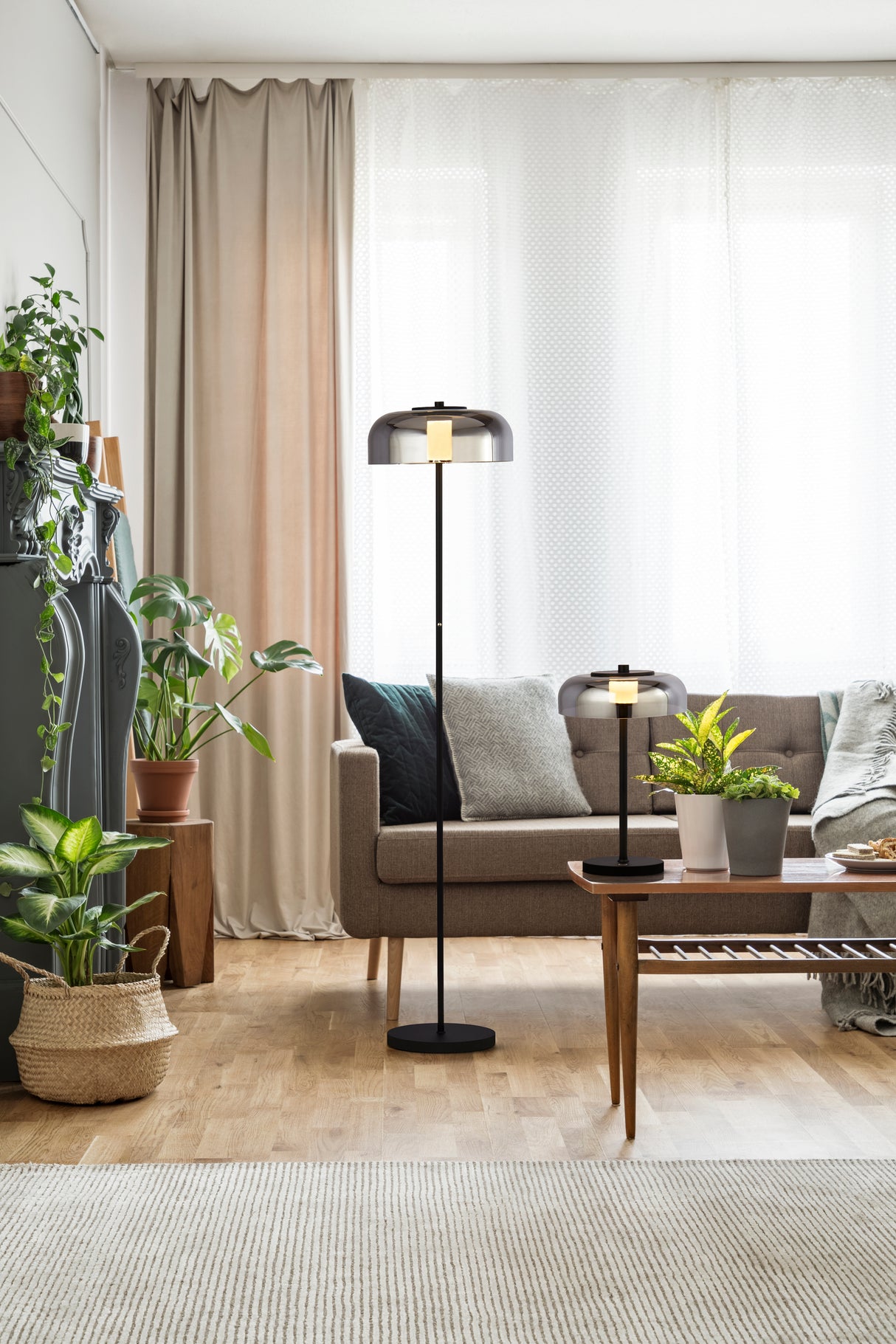 Searchlight Electric Frisbee Floor Lamp - Black Metal & Smoked Glass 59802-1SM