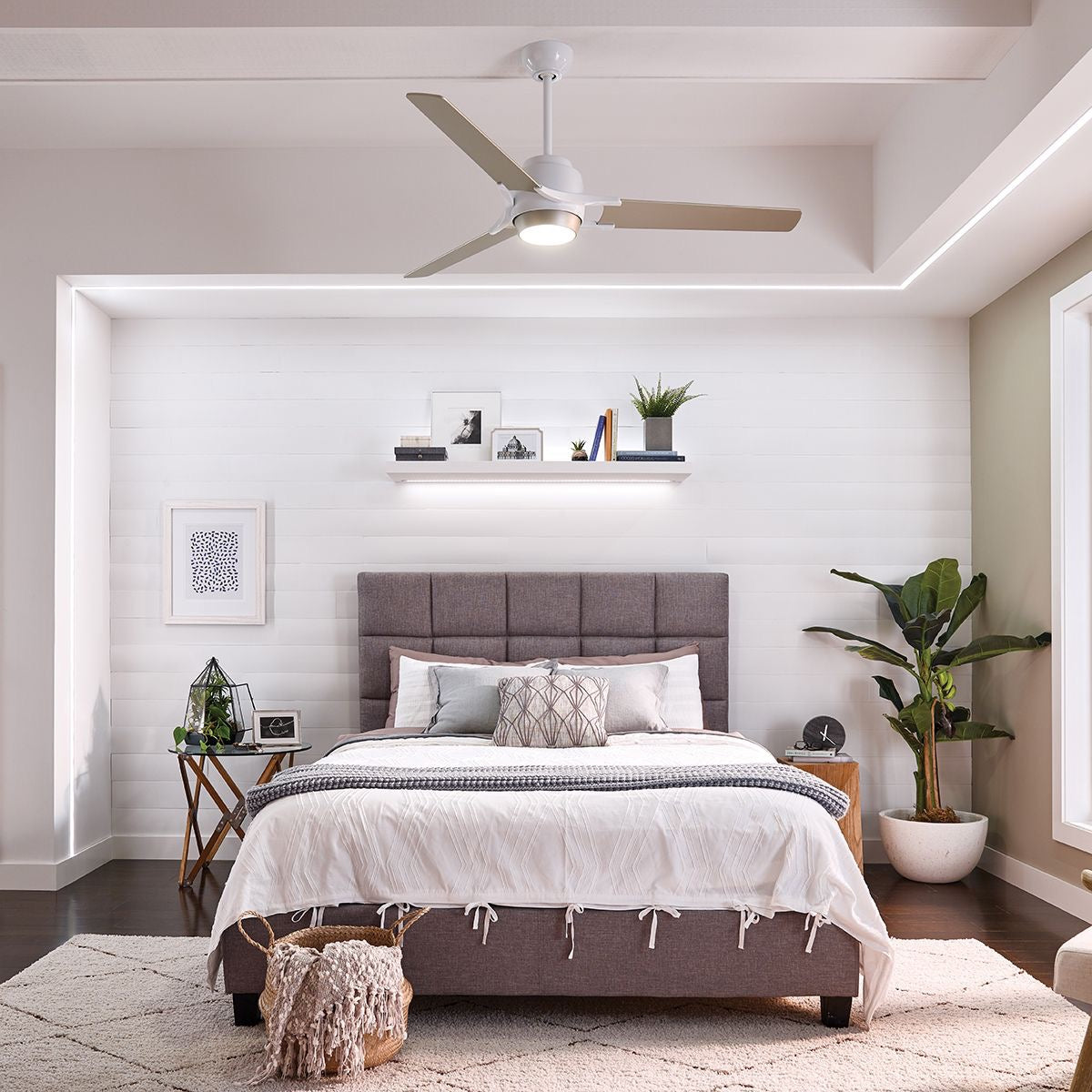 Kichler Ceiling Fan Zeus - 60in / 152cm Fan - White part Number = KLF-ZEUS-60-WHT