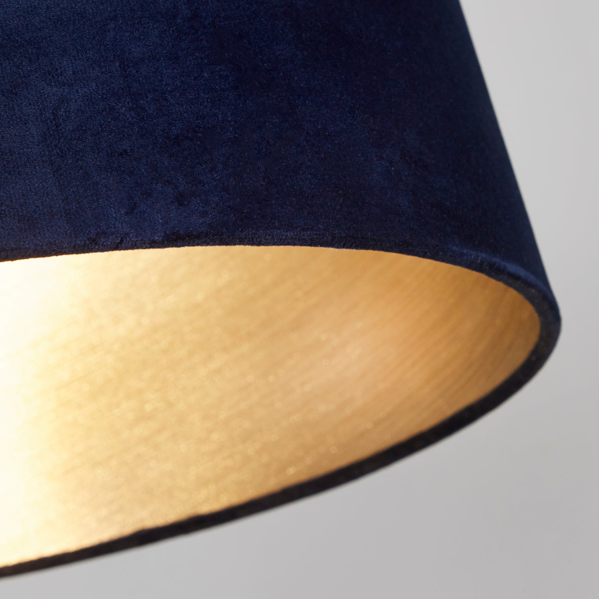 Searchlight Electric VELVET DRUM SHADE 40CM NAVY SO701947
