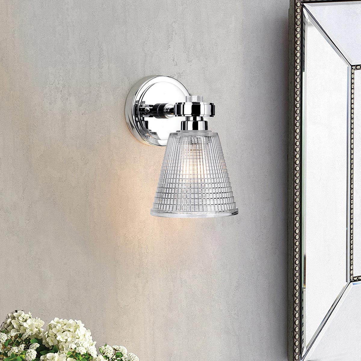 Elstead Lighting Wall Light from the Gunnislake range. Gunnislake 1 Light Wall Light Product Code = BATH-GUNNIS1-PC
