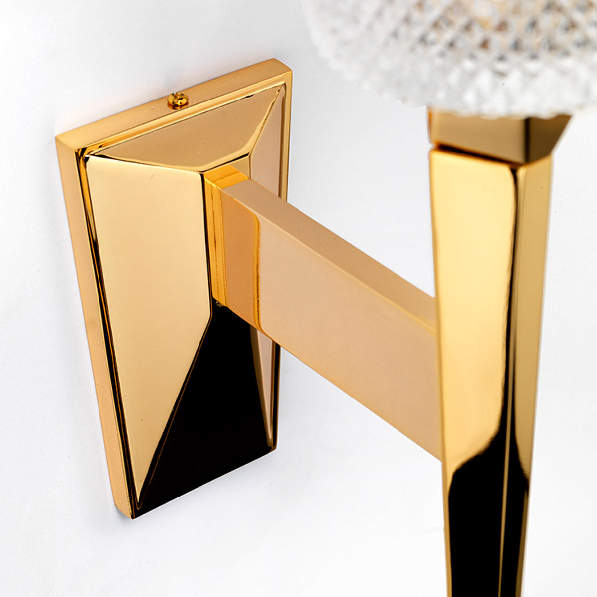 Elstead Lighting Wall Light from the Verity range. Verity 1 Light Wall Light Product Code = BATH-VERITY-PG