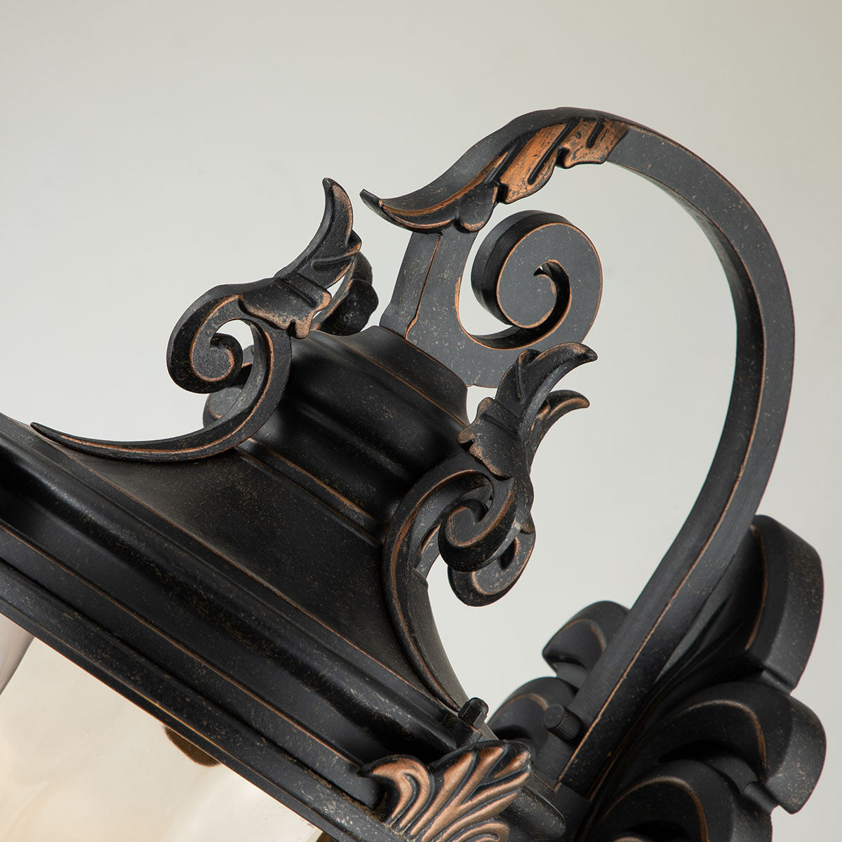 Elstead Lighting Outdoor Wall Light from the Baltimore range. Baltimore 1 Light Large Wall Lantern Product Code = BT1-L