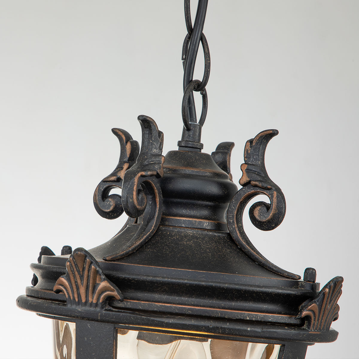 Elstead Lighting Outdoor Hanging from the Baltimore range. Baltimore 1 Light Medium Chain Lantern Product Code = BT8-M
