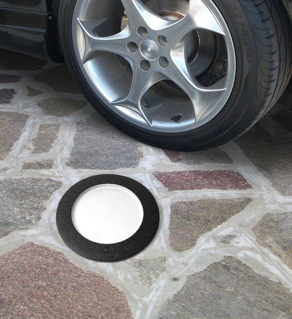 Magnalux Ceci 160mm Black 3 Way GX53 LED 10W 4000K Walkover Light Part Number - CECI1603LBL