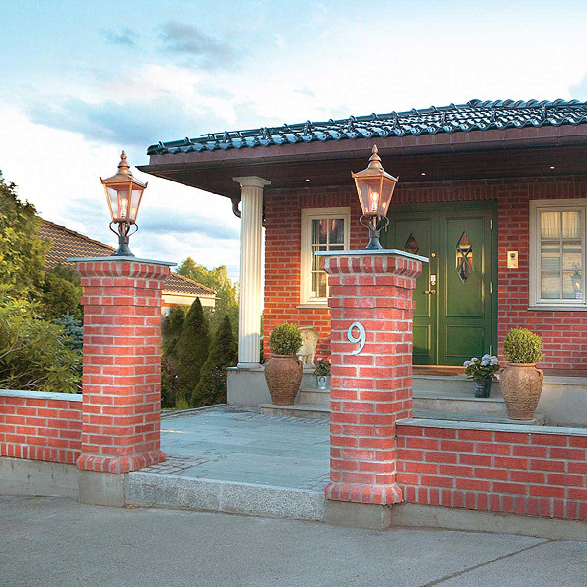 Norlys Chelsea 1 Light Pedestal Lantern CS3-COPPER