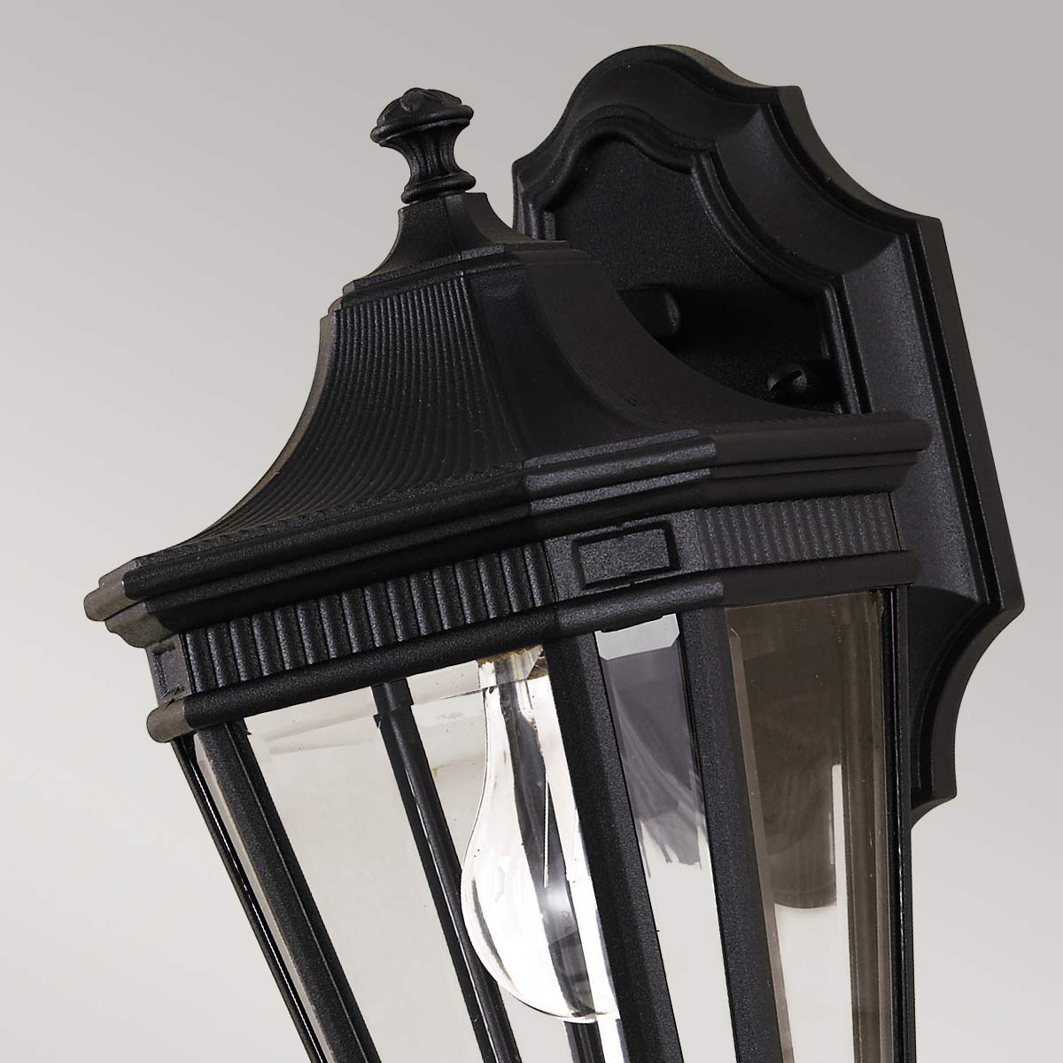 Feiss Outdoor Wall Light from the Cotswold Lane range. Cotswold Lane 1 Light Small Wall Lantern Product Code = FE-COTSLN2-S-BK