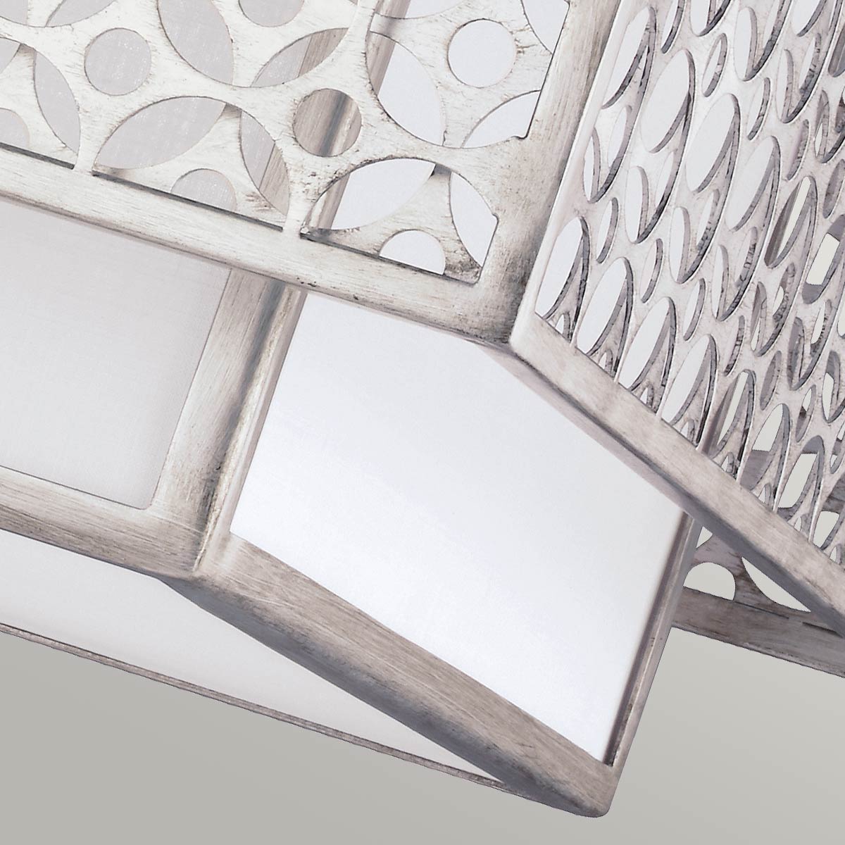 Feiss Pendant from the Kenney range. Kenney 3 Light Pendant Product Code = FE-KENNEY-3P