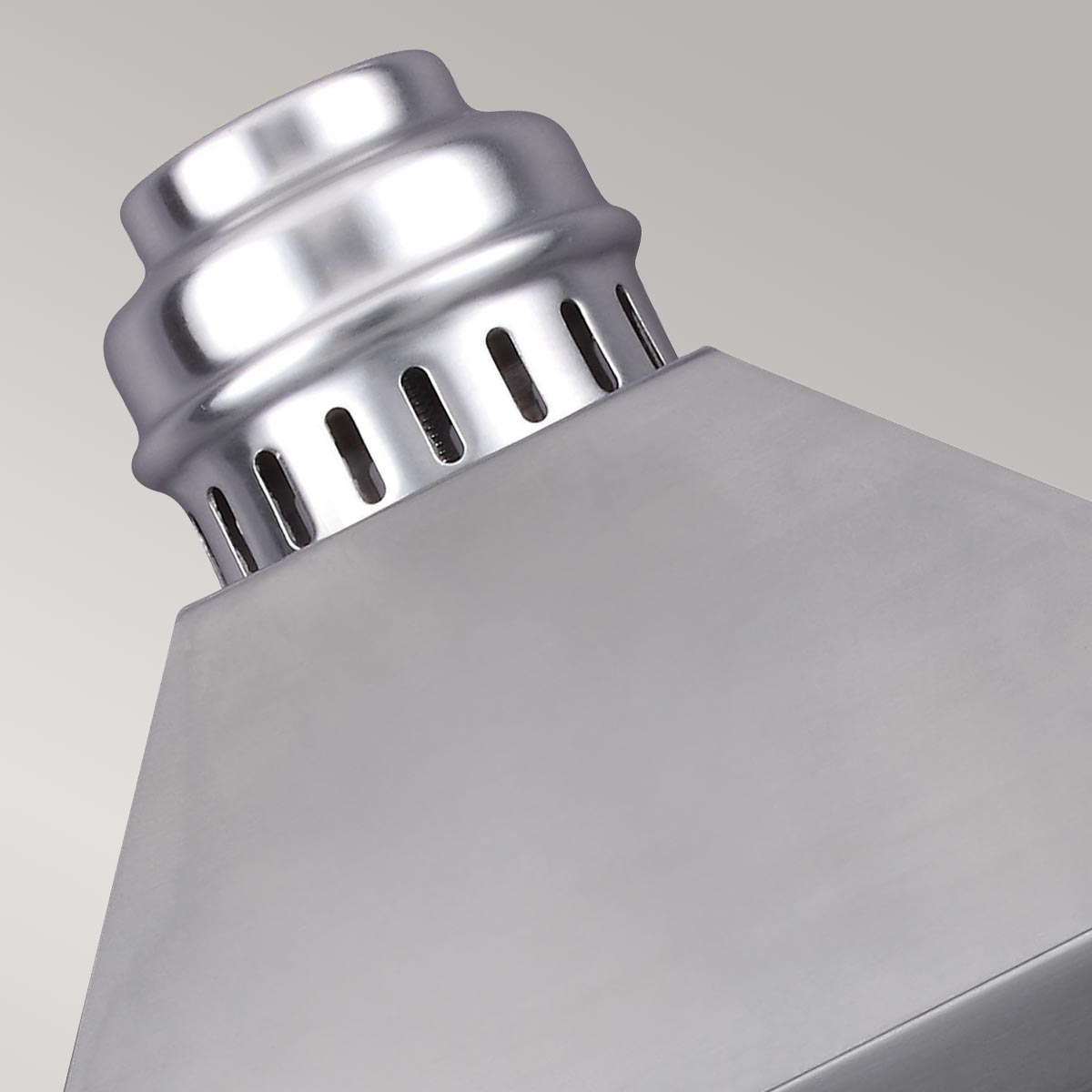 Feiss Outdoor Wall Light from the Lumiere range. Lumiere 1Lt Wall Light Product Code = FE-LUMIERE-S2OAK