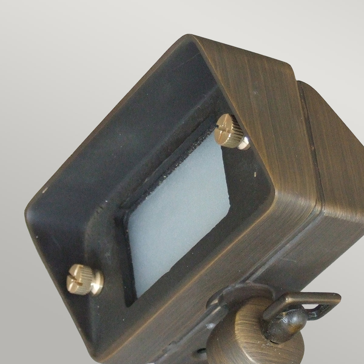 Garden Zone Spot Lights from the Bronze range. Bronze Mini Floodlight Product Code = GZ-BRONZE10