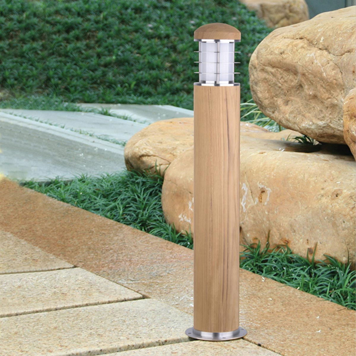 Garden Zone Bollard from the Poole range. Poole 1 Light Bollard Product Code = GZ-POOLE-B