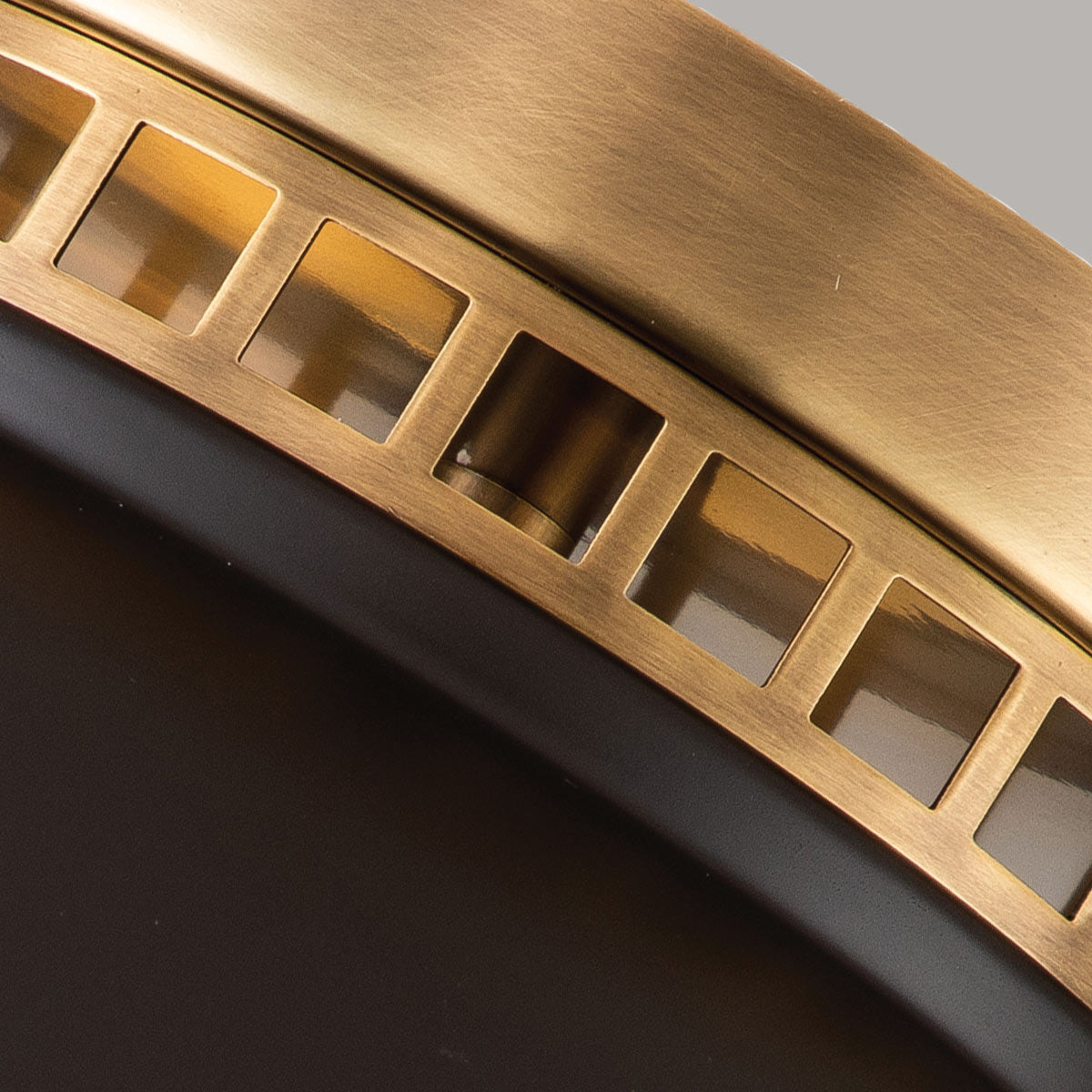 Hinkley Ceiling Flush from the Amelia range. Amelia 2lt Flush Light Product Code = HK-AMELIA-F-M-RB
