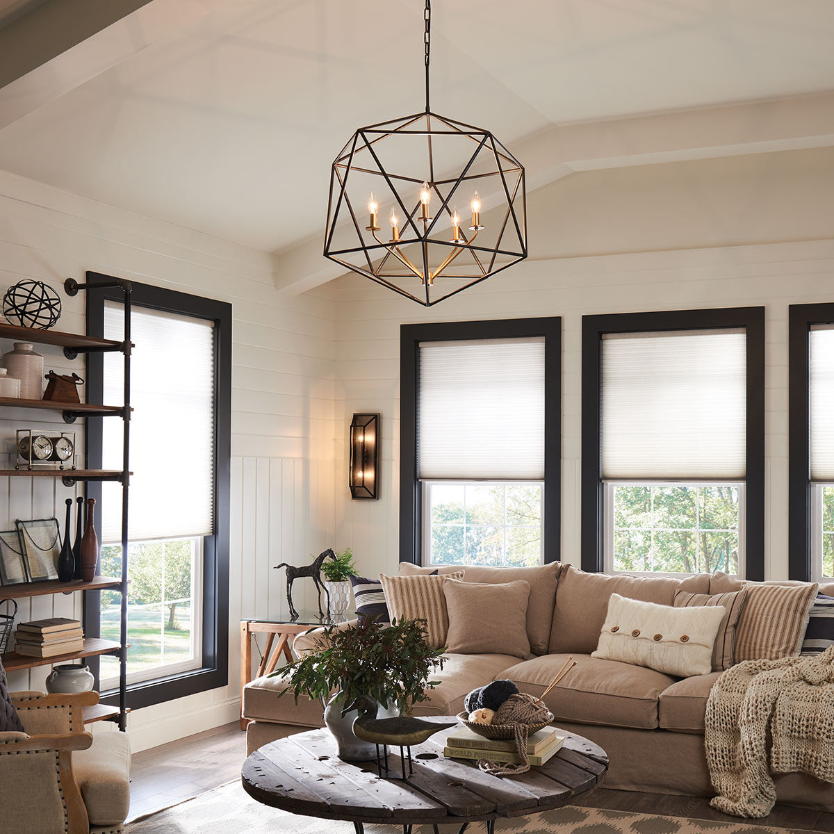 Hinkley Pendant from the Astrid range. Astrid 5 Light Pendant Chandelier Product Code = HK-ASTRID-5P