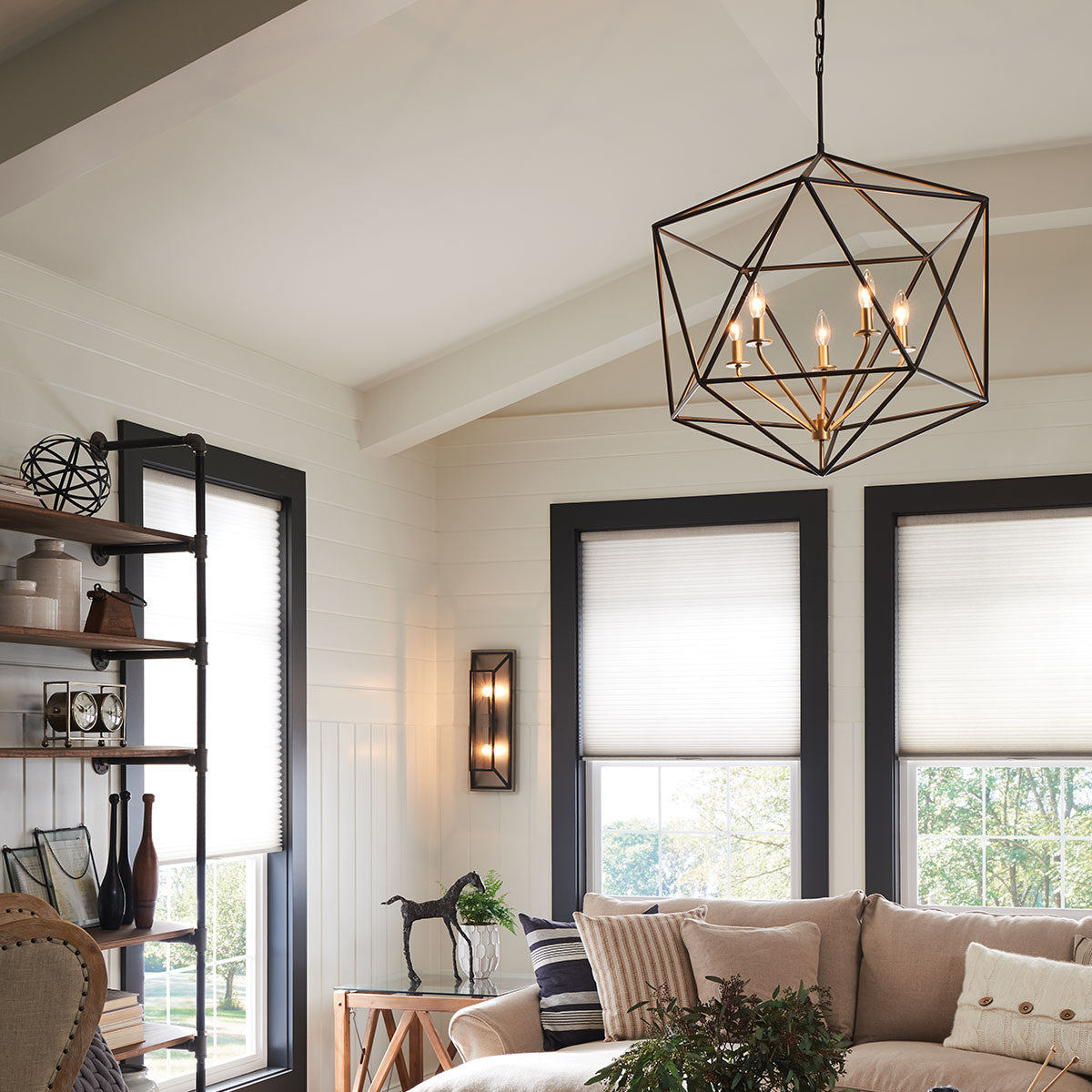 Hinkley Pendant from the Astrid range. Astrid 5 Light Pendant Chandelier Product Code = HK-ASTRID-5P