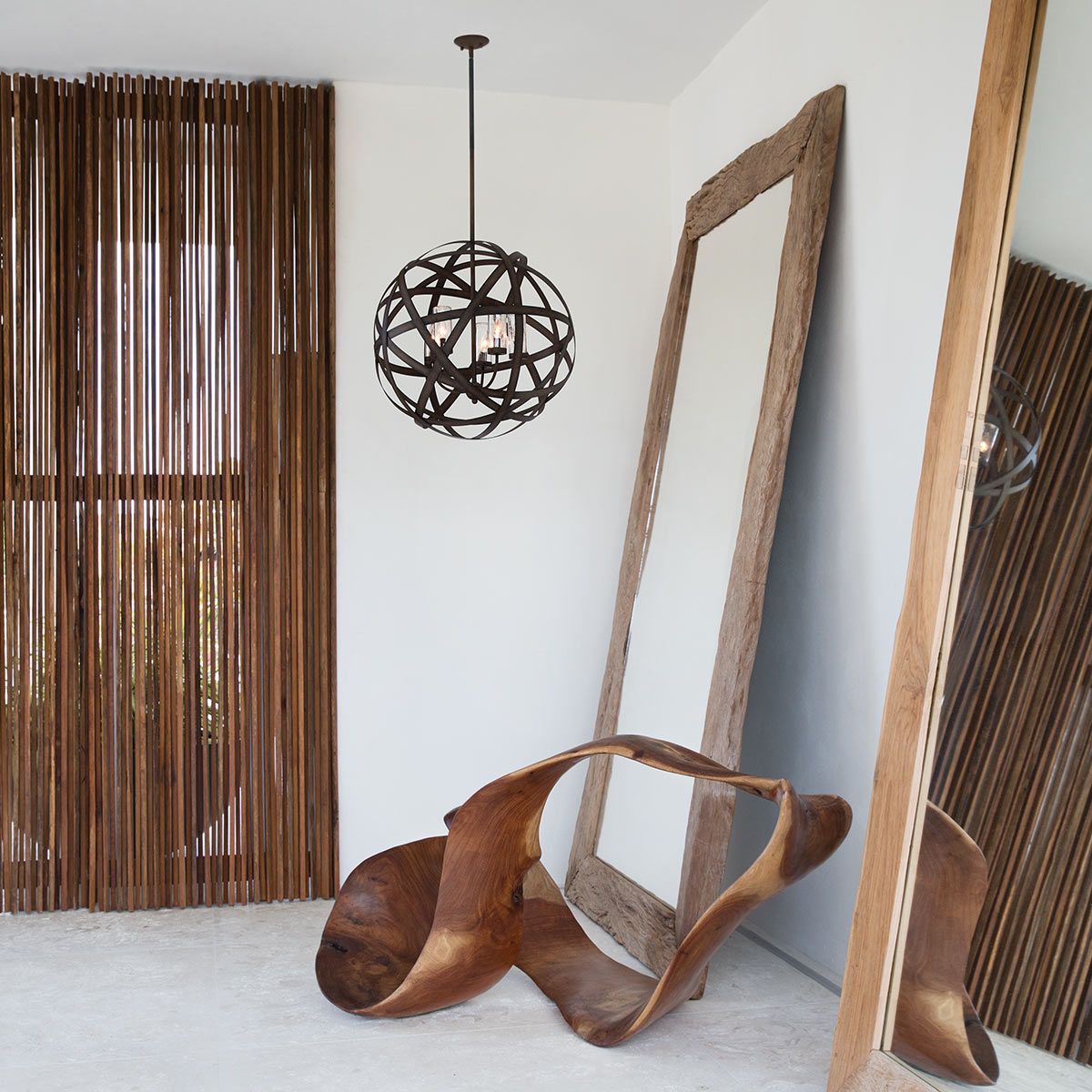 Hinkley Chandelier from the Carson range. Carson 5 Light Outdoor Chandelier Product Code = HK-CARSON-5P