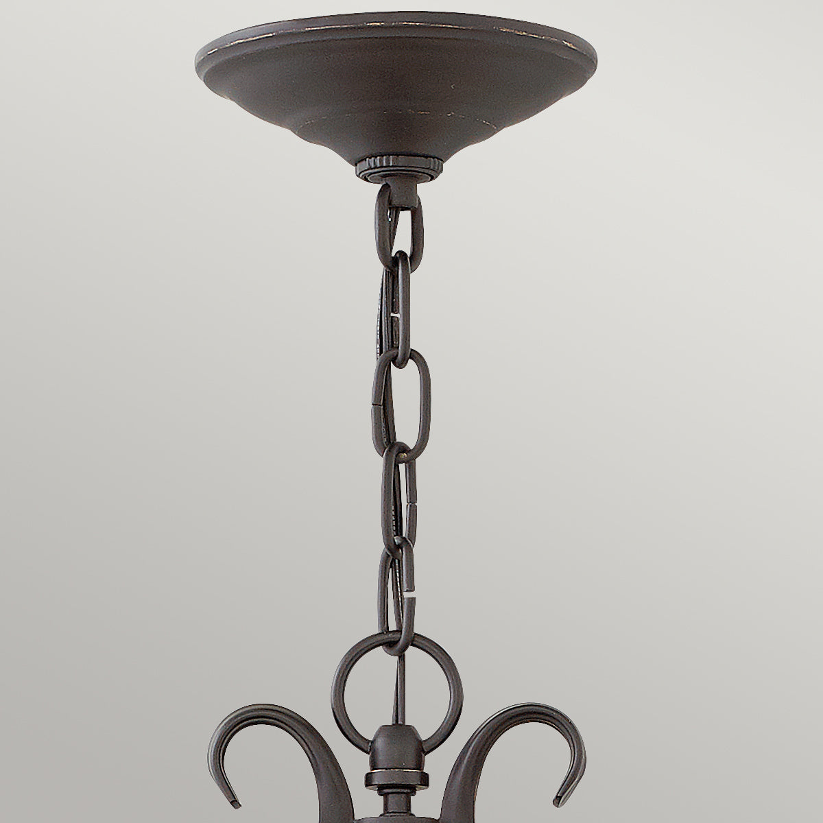 Hinkley Outdoor Hanging from the Casa range. Casa 3 Light Chain Lantern Product Code = HK-CASA8