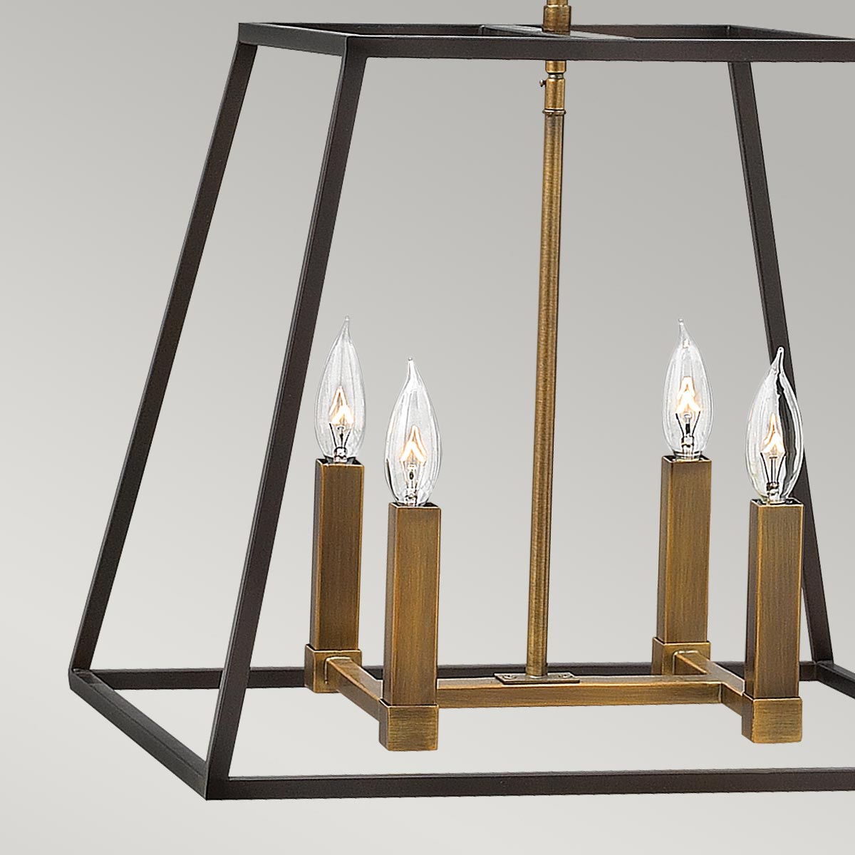 Hinkley Pendant from the Fulton range. Fulton 4 Light Pendant Chandelier Product Code = HK-FULTON-4P