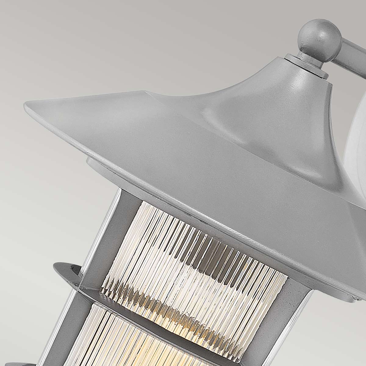 Hinkley Outdoor Wall Light from the Marina range. Marina 1 Light Medium Wall Lantern Product Code = HK-MARINA2-M