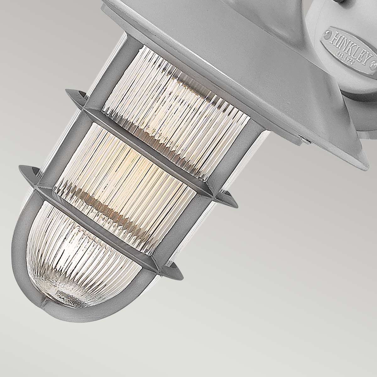 Hinkley Outdoor Wall Light from the Marina range. Marina 1 Light Small Wall Lantern Product Code = HK-MARINA2-S