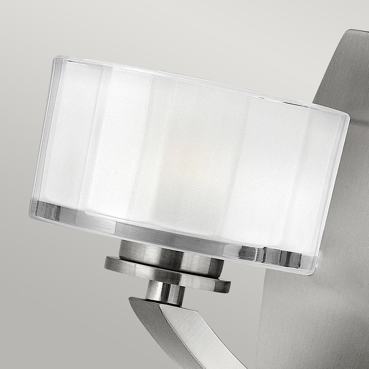 Hinkley Wall Light from the Meridian range. Meridian 1 Light Wall Light Product Code = HK-MERIDIAN1