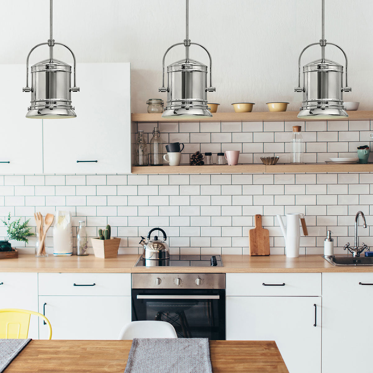 Hinkley Pendant from the Pullman range. Pullman 1 Light Pendant - Brushed Nickel Product Code = HK-PULLMAN-M-BN