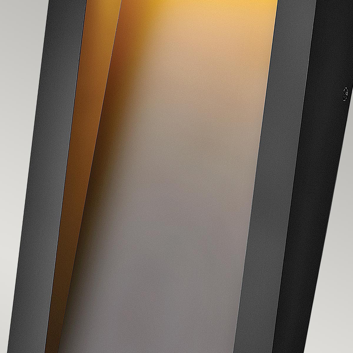 Hinkley Outdoor Wall Light from the Taper range. Taper LED Wall Lantern Product Code = HK-TAPER-M-TBK