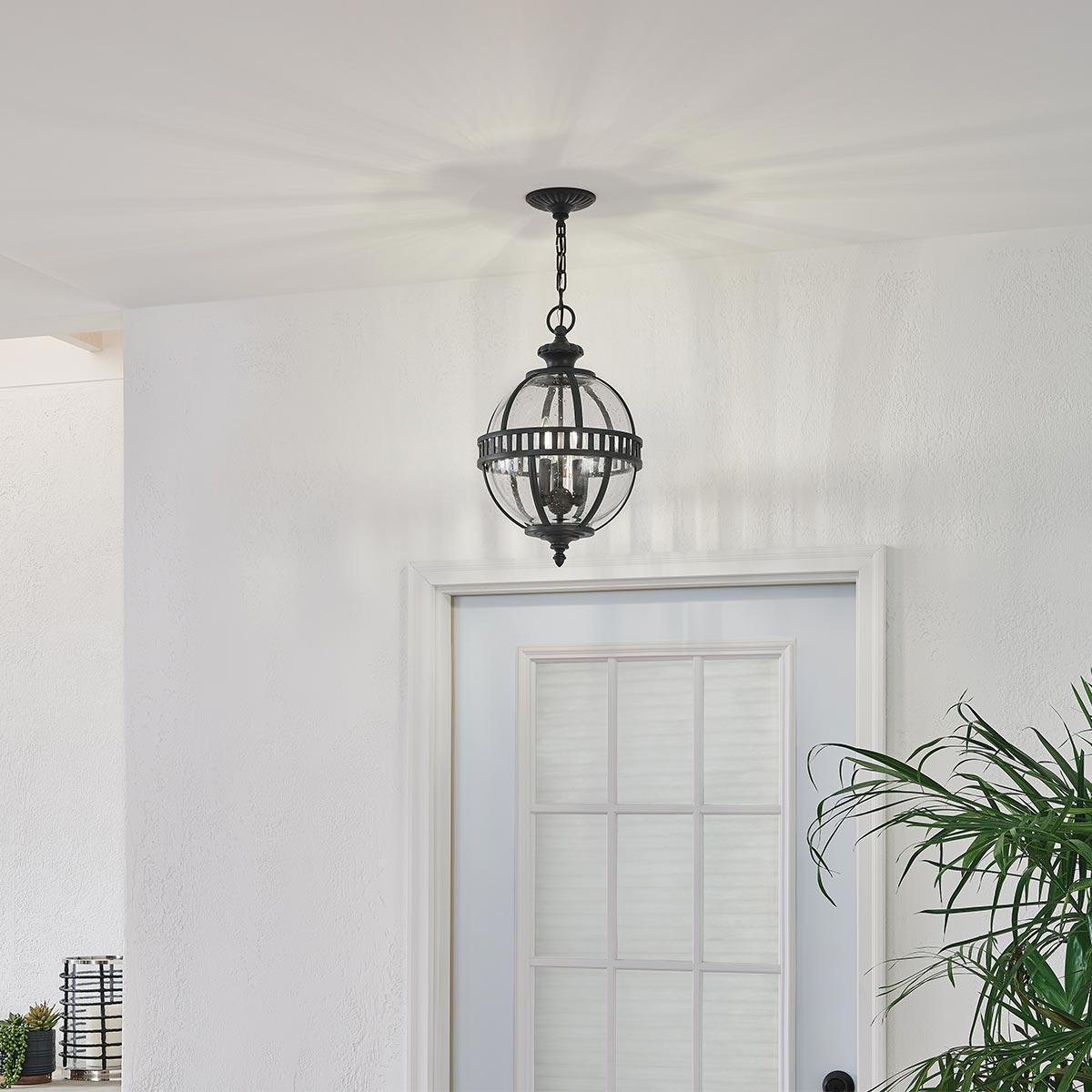 Kichler Outdoor Hanging from the Halleron range. Halleron 3 Light Chain Lantern Product Code = KL-HALLERON-8M