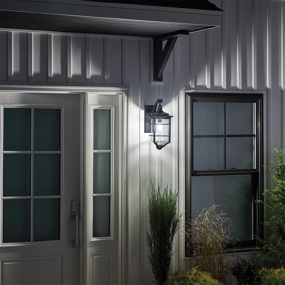 Kichler Outdoor Wall Light from the Royal Marine range. Royal Marine 1 Light Medium Wall Lantern Product Code = KL-ROYAL-MARINE2-M