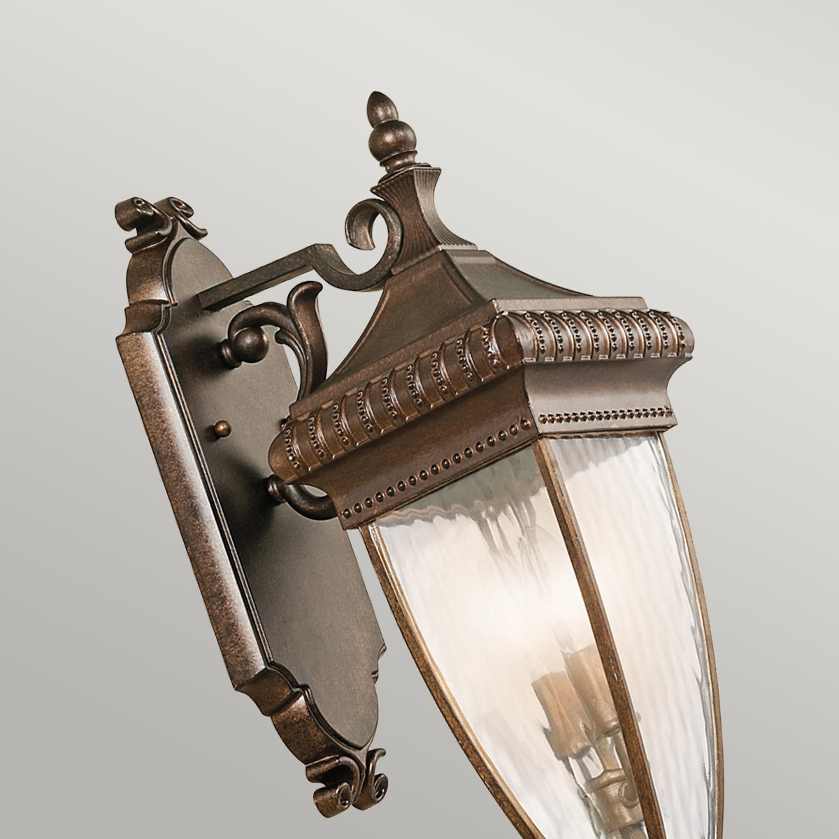 Kichler Outdoor Wall Light from the Venetian Rain range. Venetian Rain 2 Light Medium Wall Lantern Product Code = KL-VENETIAN2-M