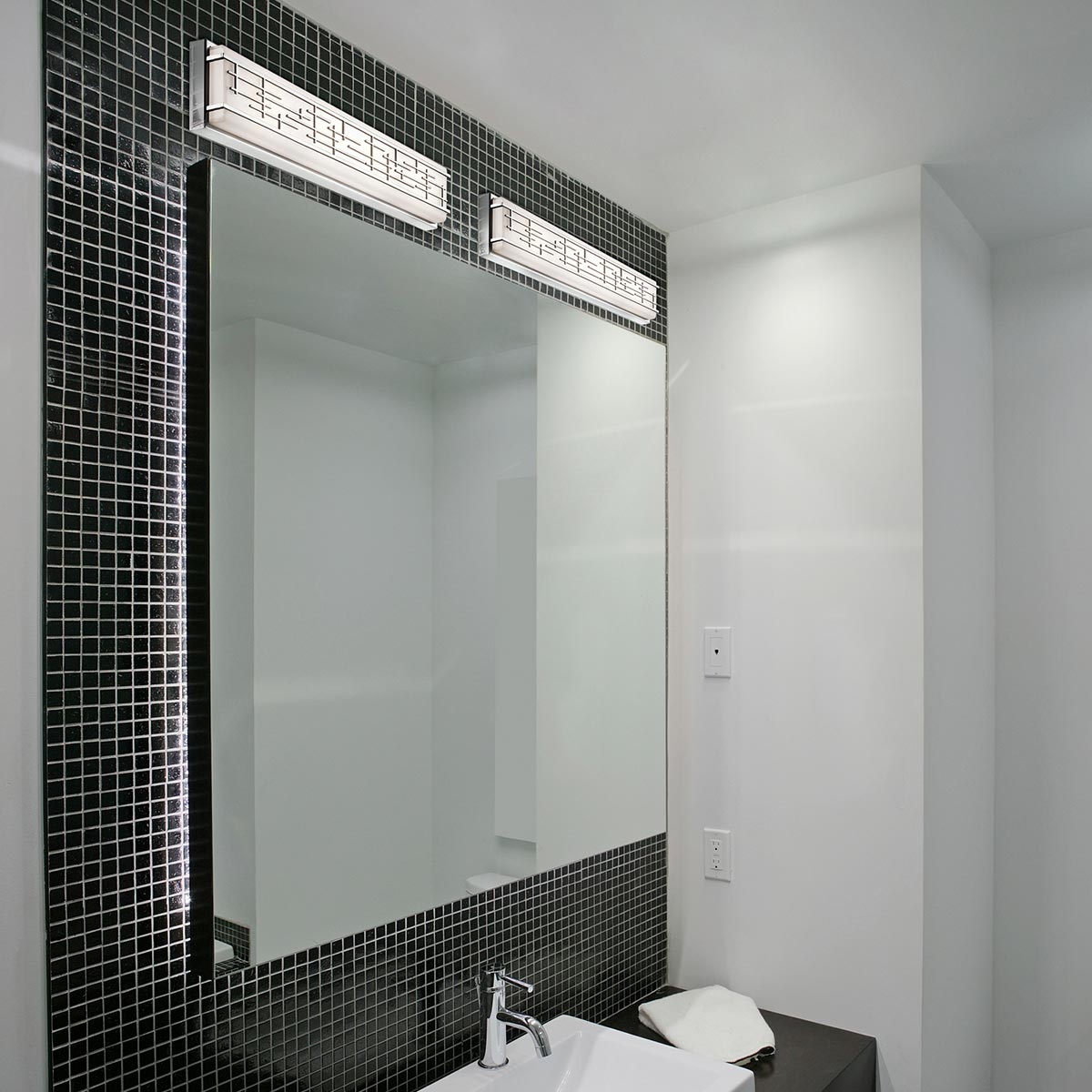 Kichler Wall Light from the Zolon range. Zolon Large Wall Light Product Code = KL-ZOLON-L-BATH