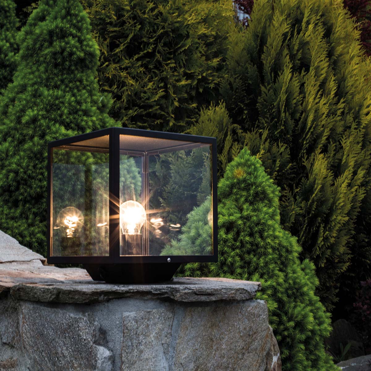 Norlys Lofoten 1 Light Pedestal LOFOTEN3-BLK