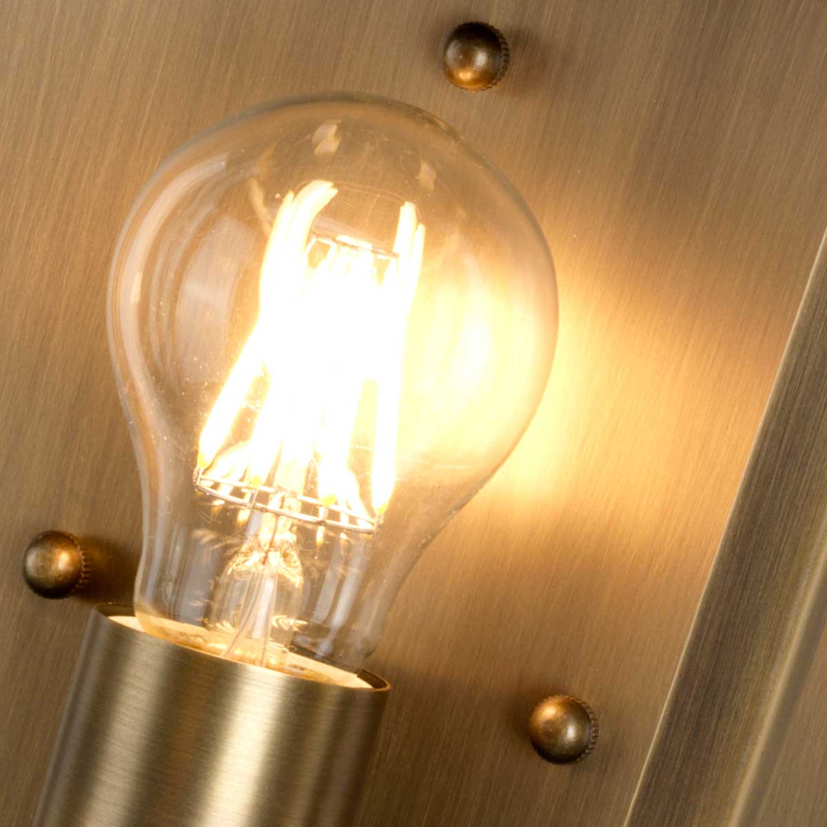 Elstead Lighting Outdoor Wall Light from the Mansion House range. Mansion House 1 Light Wall Lantern Product Code = MANSION-HOUSE-BR
