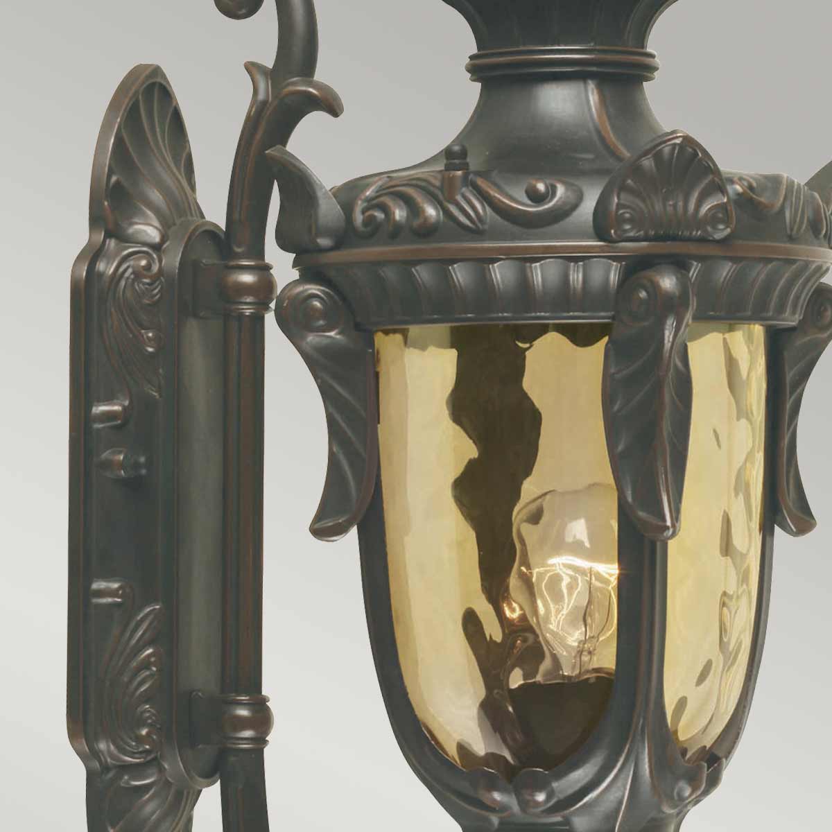 Elstead Lighting Outdoor Wall Light from the Philadelphia range. Philadelphia 1 Light Medium Wall Lantern Product Code = PH1-M-OB