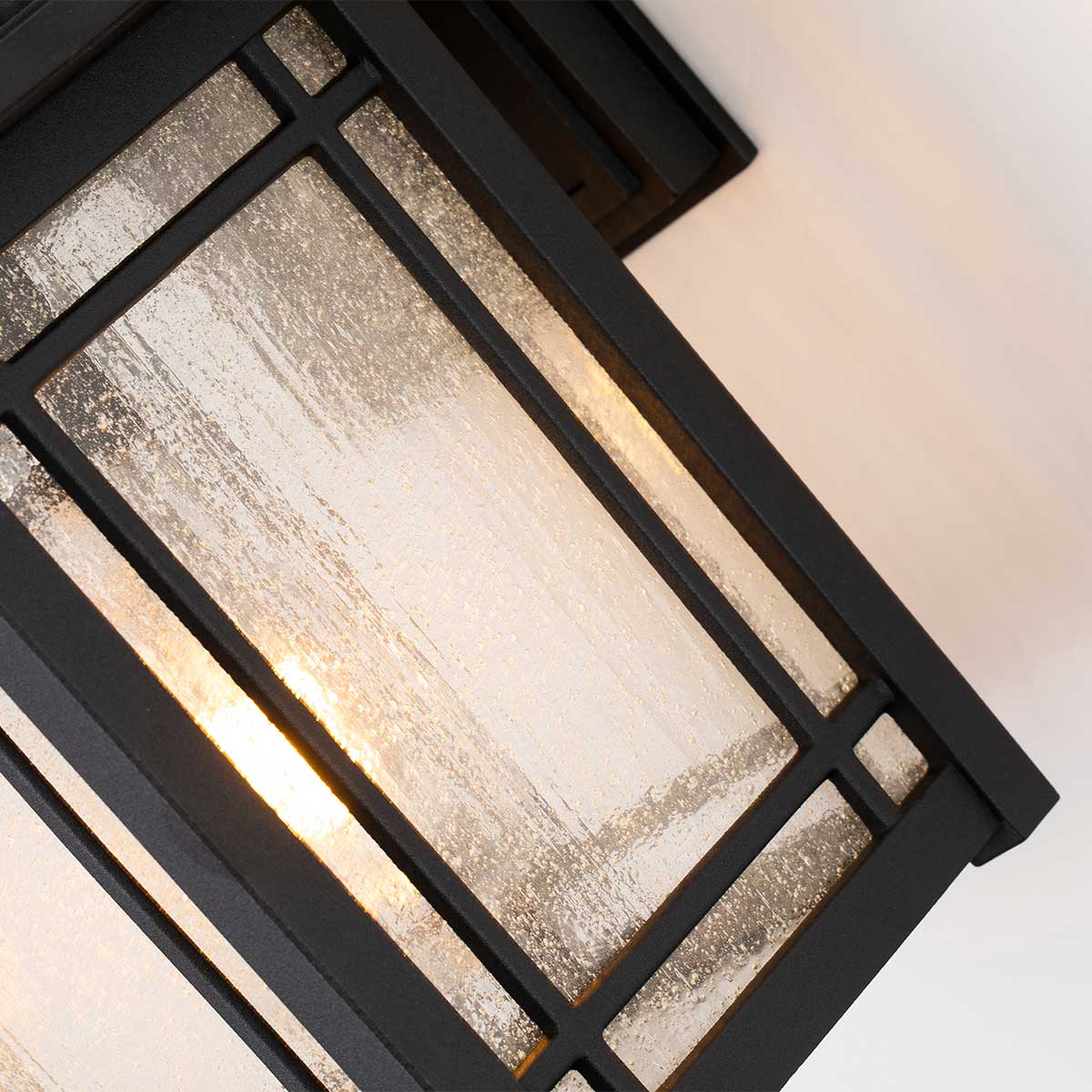 Quoizel Outdoor Wall Light from the Cedar Point range. Cedar Point 1 Light Wall Lantern - Medium Product Code = QZ-CEDAR-POINT-M-BK