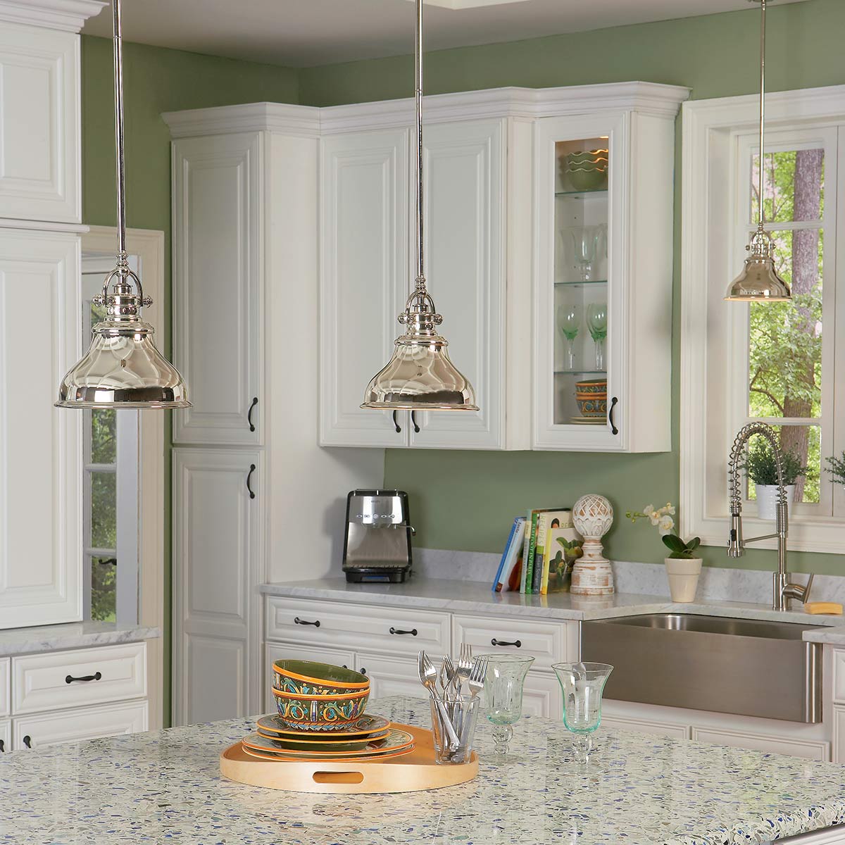 Quoizel Pendant from the Emery range. Emery 1 Light Mini Pendant Product Code = QZ-EMERY-P-S-IS