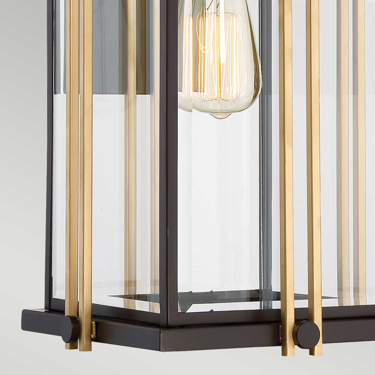 Quoizel Outdoor Wall Light from the Goldenrod range. Goldenrod 1 Light Large Wall Lantern Product Code = QZ-GOLDENROD2-L