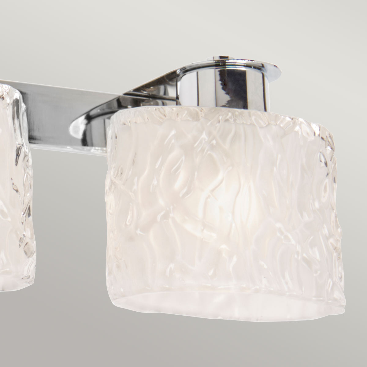 Quoizel Wall Light from the Seaview range. Seaview 3 Light Above Mirror Light Product Code = QZ-SEAVIEW3-BATH