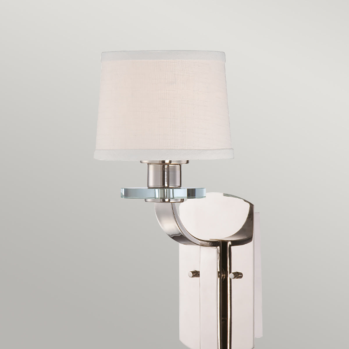 Quoizel Wall Light from the Sutton Place range. Sutton Place 1 Light Wall Light Product Code = QZ-SUTTON-PLACE1