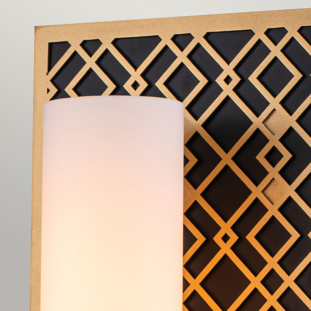 Elstead Lighting Wall Light from the Ziggy range. Ziggy 1lt Wall light - Lacquered Gold Product Code = ZIGGY1-LG