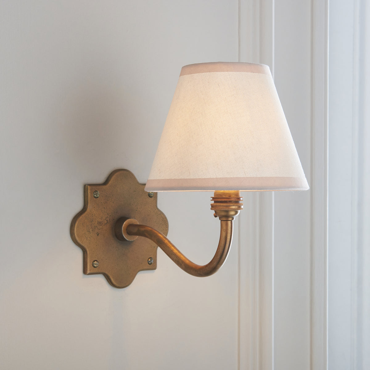 Endon Lighting Anvil Curve & Ivy 16cm 113759 Anvil Curve & Ivy 16cm Wall Light