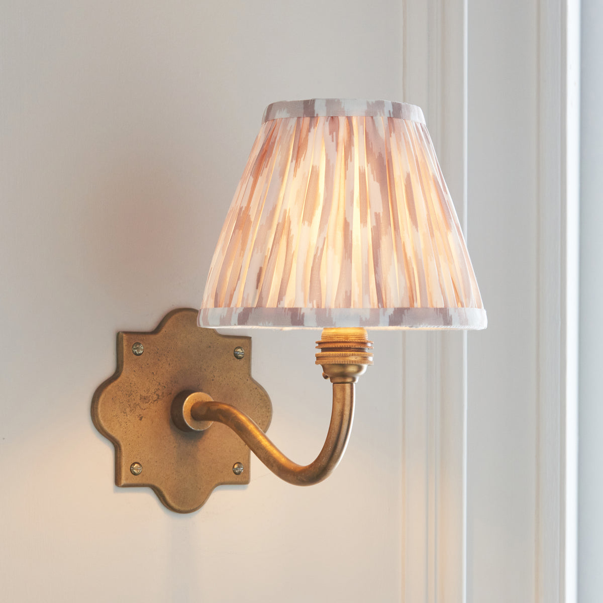 Endon Lighting Anvil Curve & Ikat 16cm 113763 Anvil Curve & Ikat 16cm Wall Light