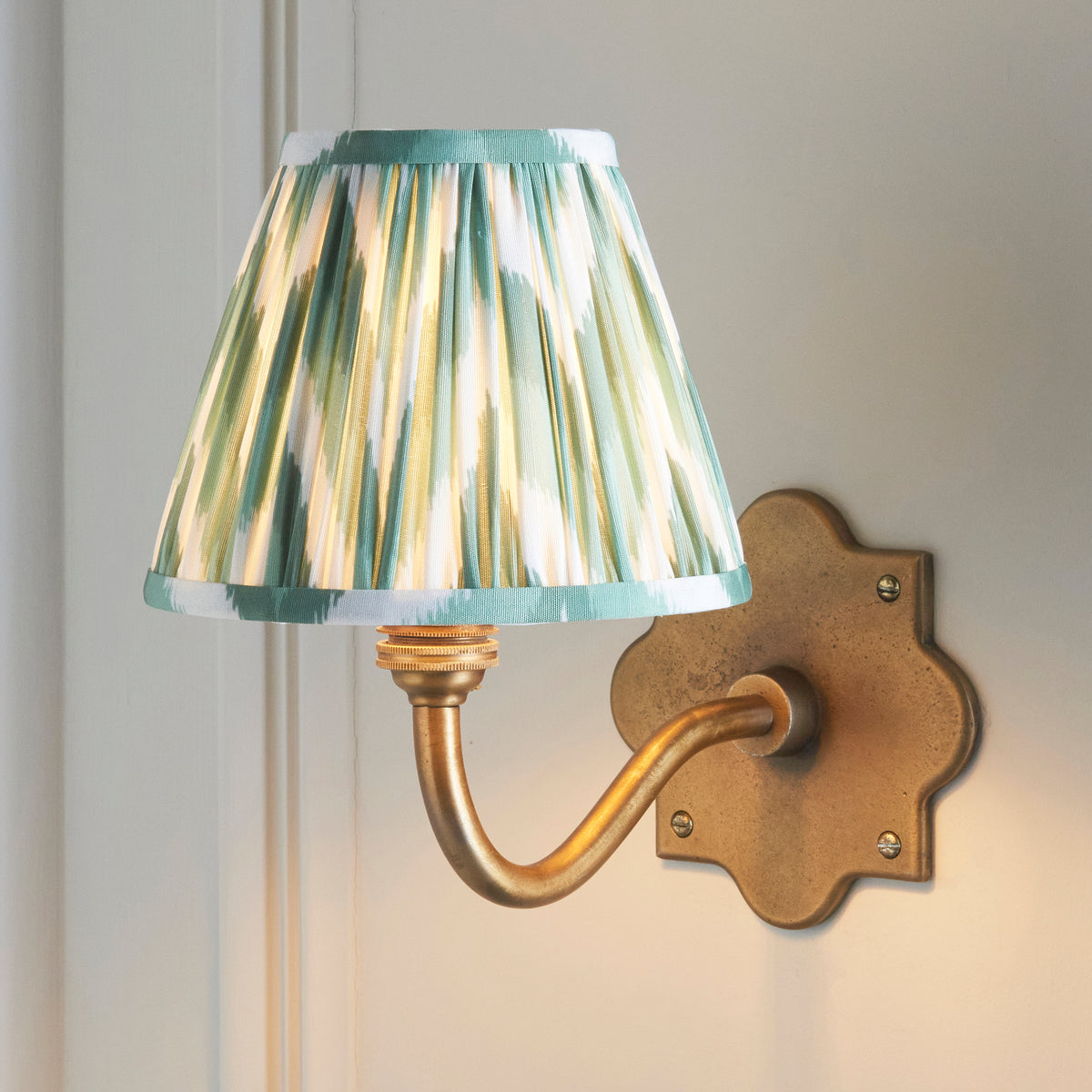 Endon Lighting Anvil Curve & Zigzag 16cm 113773 Anvil Curve & Zigzag 16cm Wall Light
