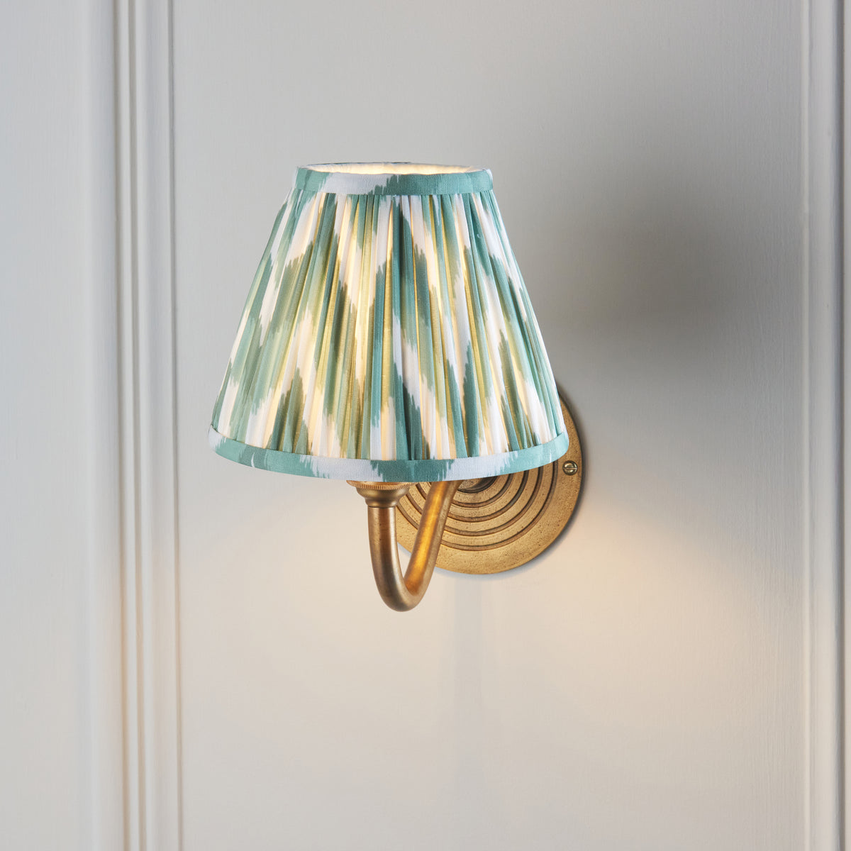 Endon Lighting Ripple Curve & Zigzag 16cm 114095 Ripple Curve & Zigzag 16cm Wall Light