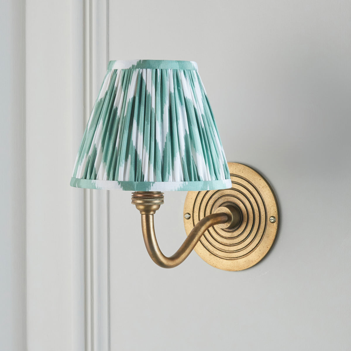 Endon Lighting Ripple Curve & Zigzag 16cm 114095 Ripple Curve & Zigzag 16cm Wall Light