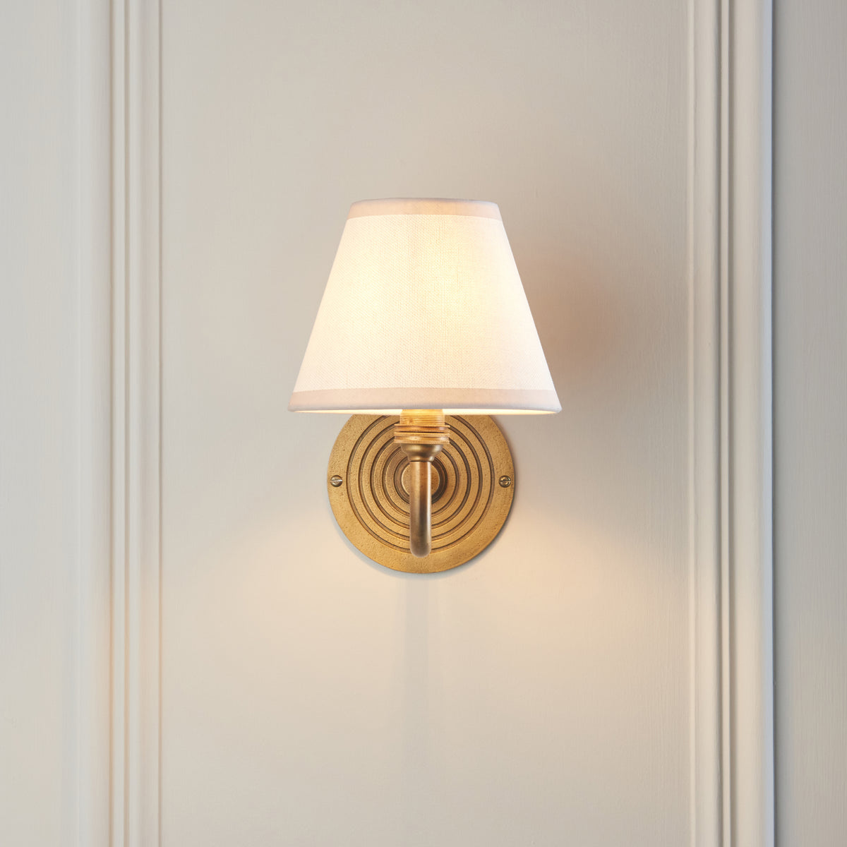 Endon Lighting Ripple Curve & Ivy 16cm 114101 Ripple Curve & Ivy 16cm Wall Light