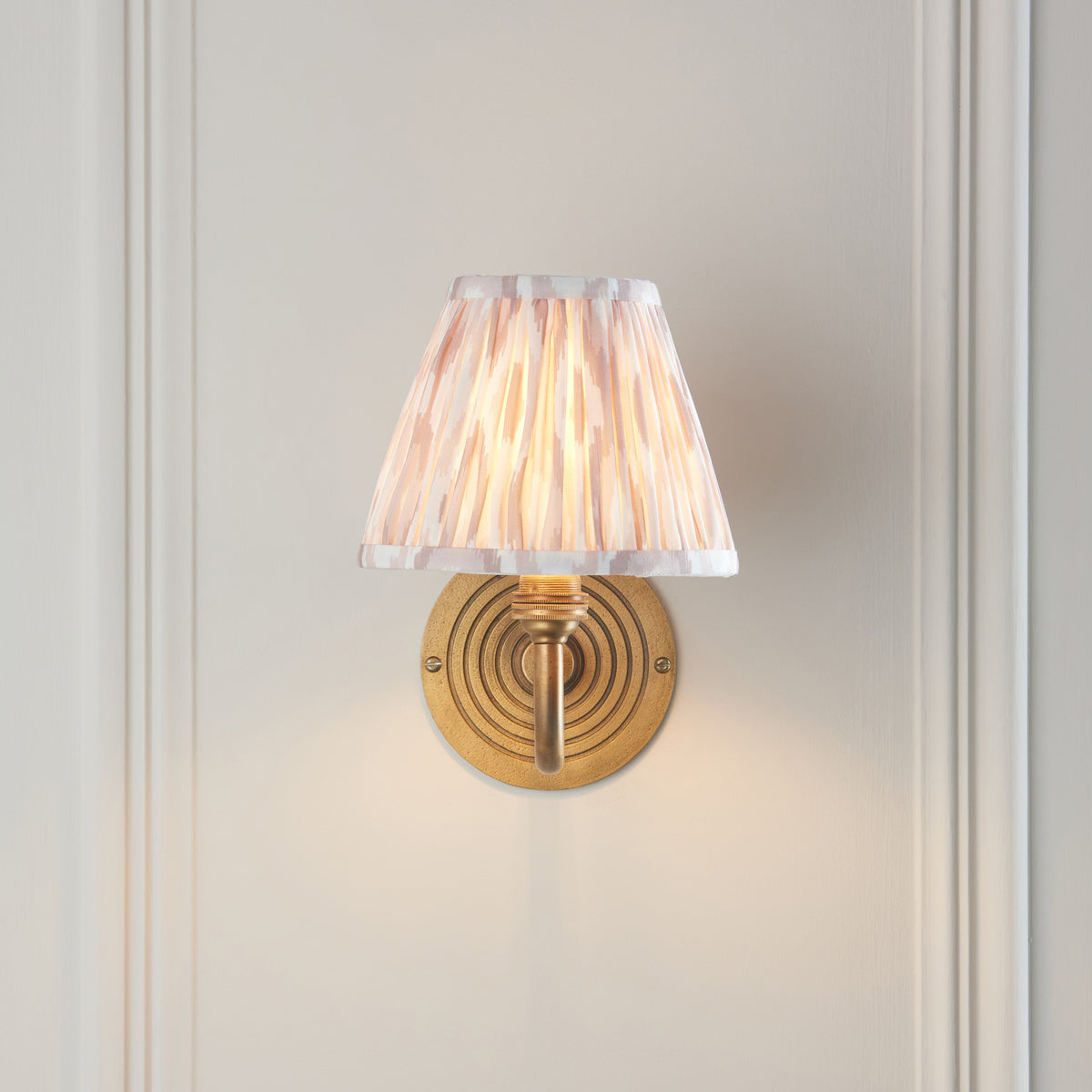 Endon Lighting Ripple Curve & Ikat 16cm 114102 Ripple Curve & Ikat 16cm Wall Light