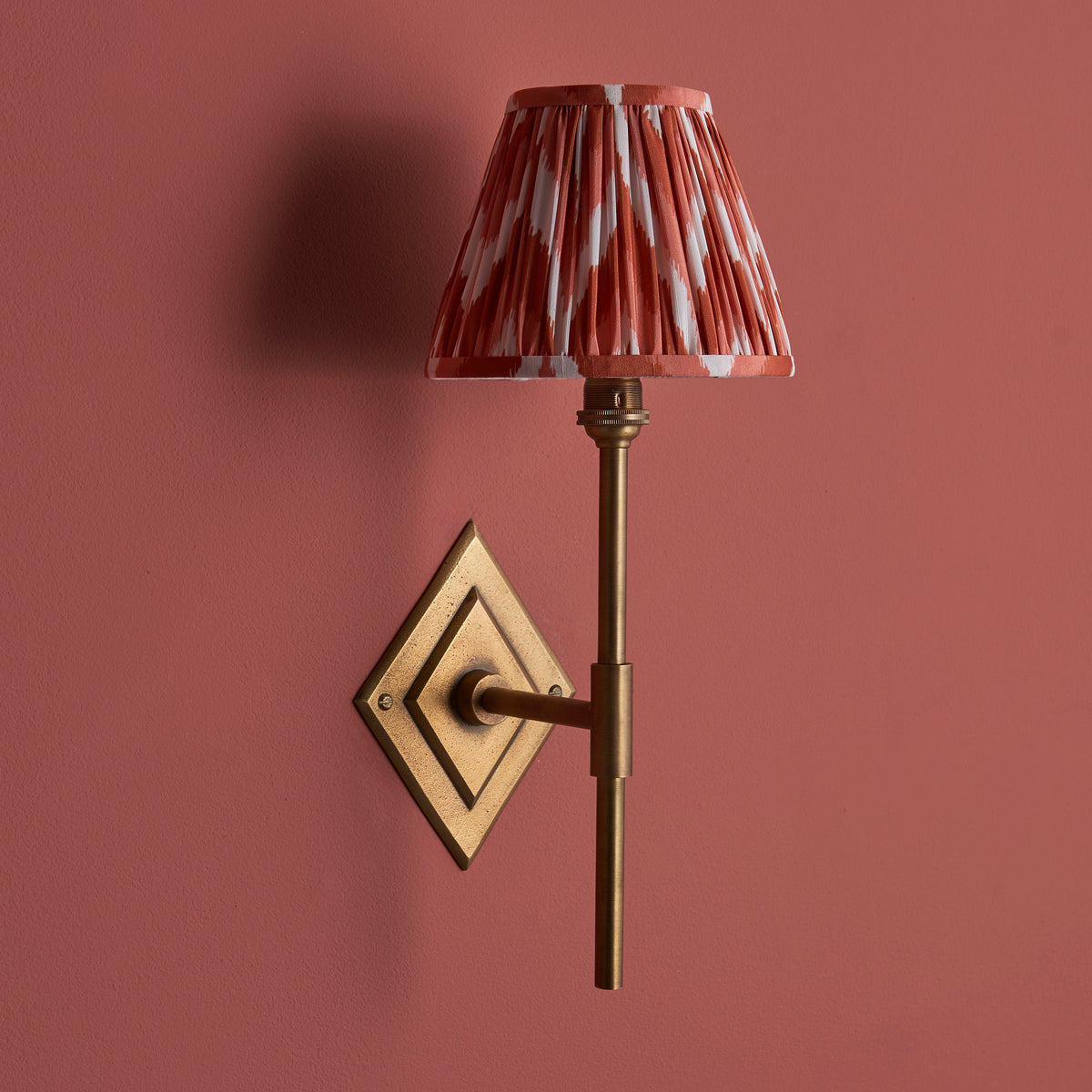 Endon Lighting Diamond Tall & Zigzag 16cm 114139 Diamond Tall & Zigzag 16cm Wall Light